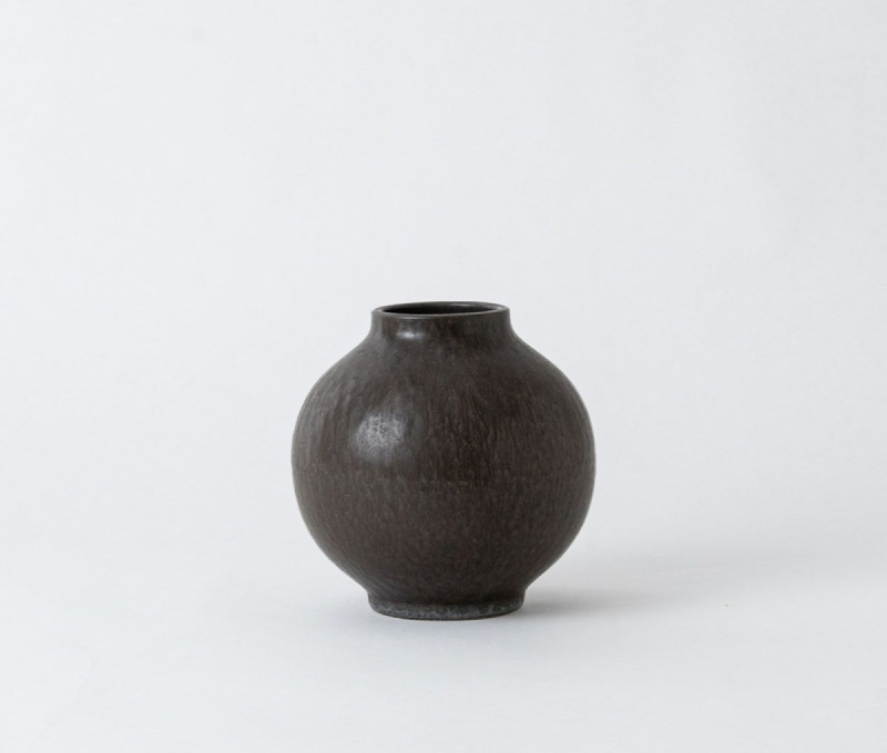 Timeless Orb Vase Dark Gray (Small) - ARTLAB TAKUMI