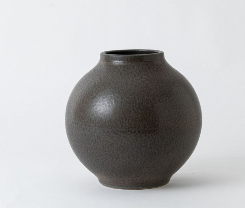 Timeless Orb Vase Dark Gray (Large)