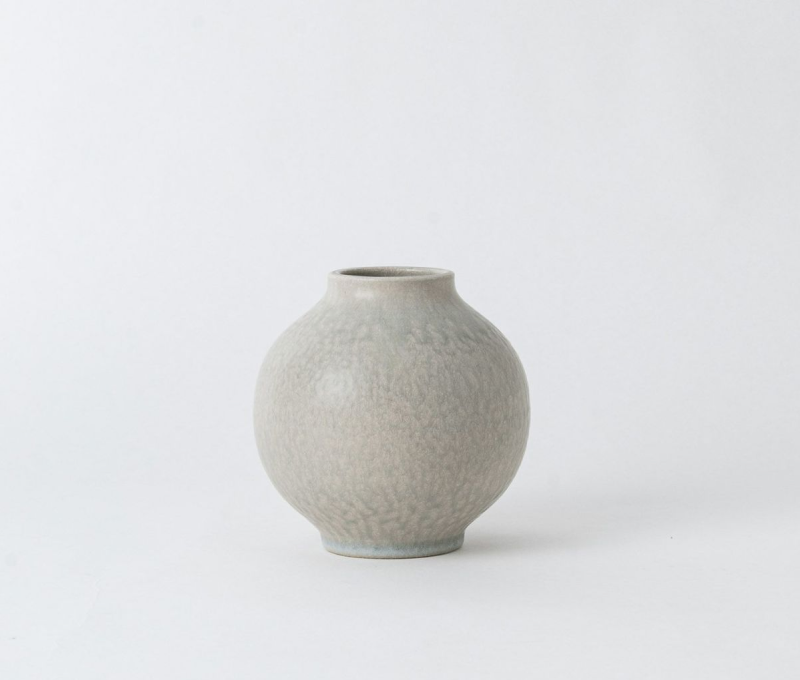 Timeless Orb Vase Blue White (Small) - ARTLAB TAKUMI