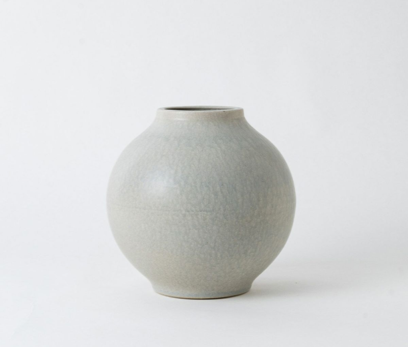 Timeless Orb Vase Blue White (Large) - ARTLAB TAKUMI