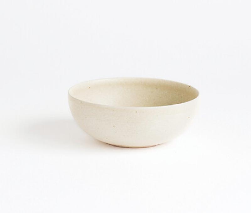 Ecru Bowl (M) – Shigaraki Ware